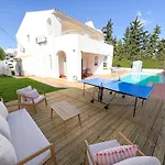 Villa Mia - Peerless Bond